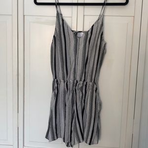 Patterned Romper w/ Pockets